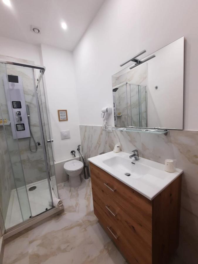 Le Camere Di Via Meccio Palermo Bagian luar foto