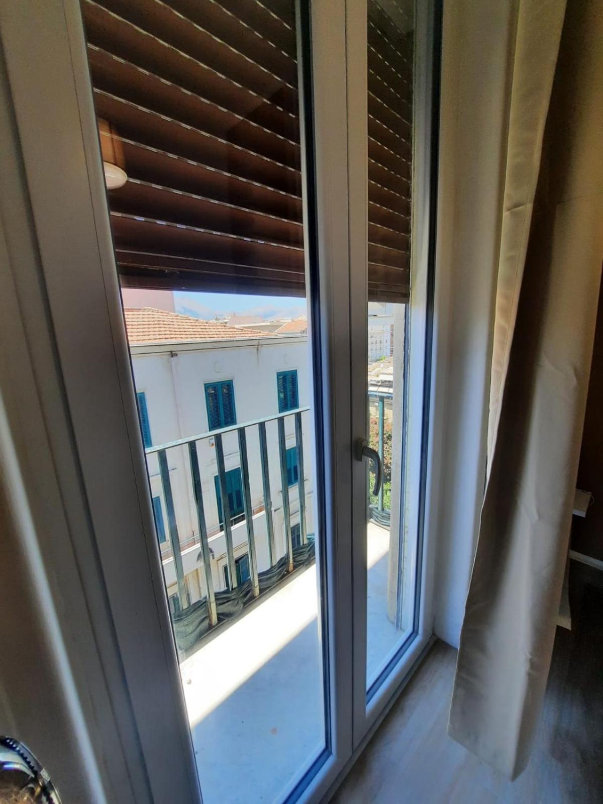 Le Camere Di Via Meccio Palermo Bagian luar foto