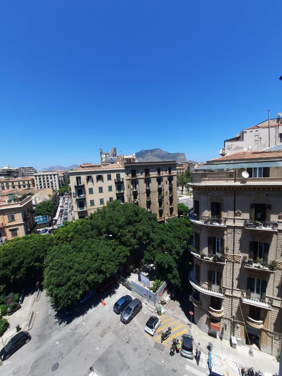 Le Camere Di Via Meccio Palermo Bagian luar foto